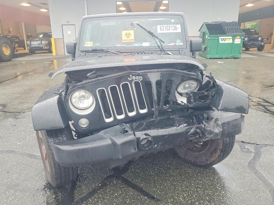 2018 JEEP WRANGLER UNLIMITED SAHARA 5
