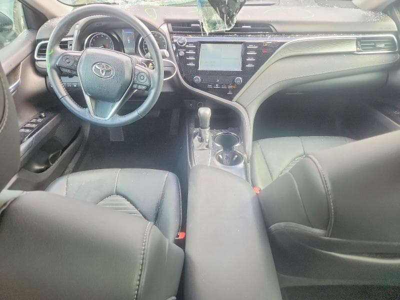 2018 TOYOTA CAMRY SE 8