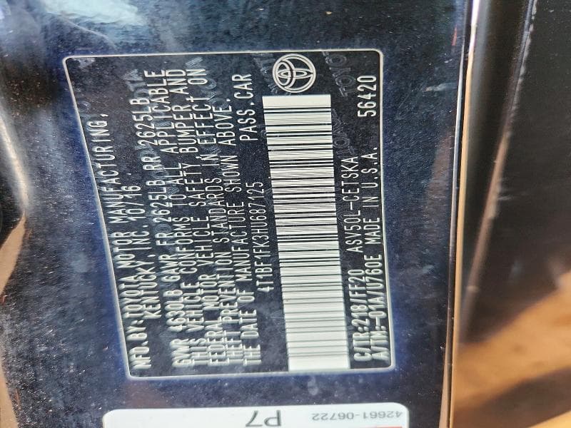 2017 TOYOTA CAMRY SE 13