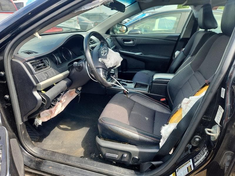 2017 TOYOTA CAMRY SE 7