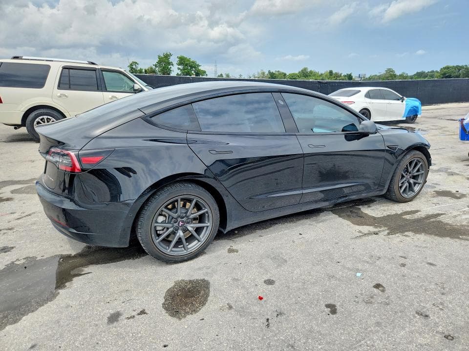 2022 TESLA MODEL 3 3