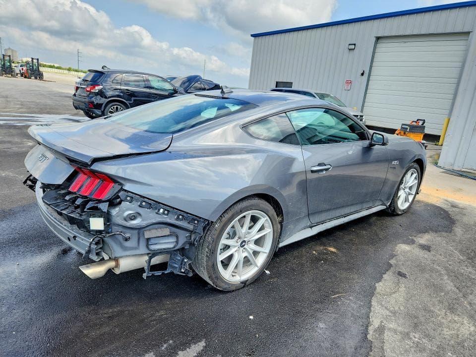 2026 FORD MUSTANG GT 3