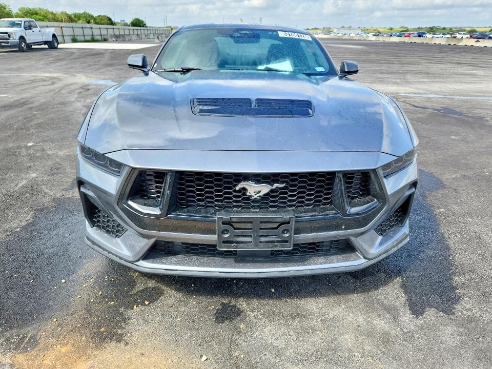 2026 FORD MUSTANG GT 5