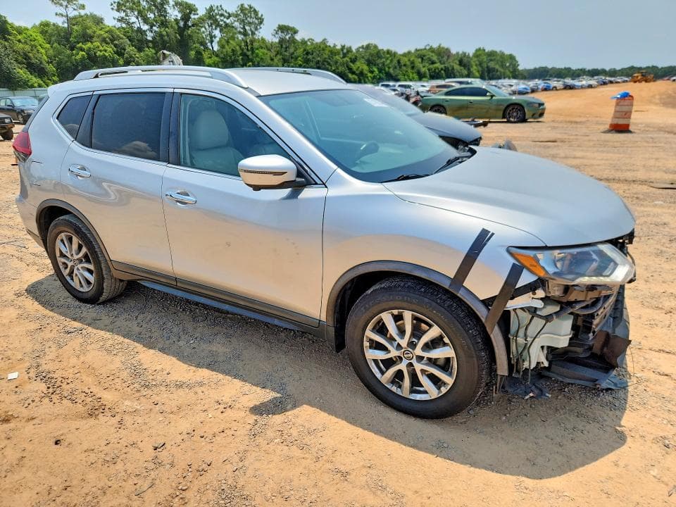 2018 NISSAN ROGUE SV 4