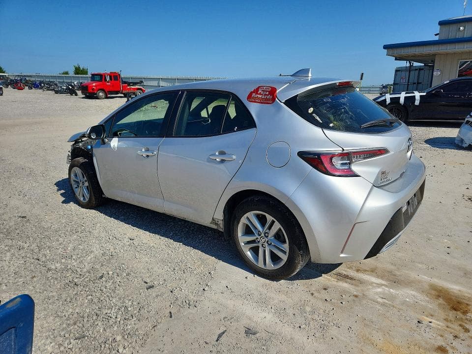 2019 TOYOTA COROLLA HATCHBACK SE 2