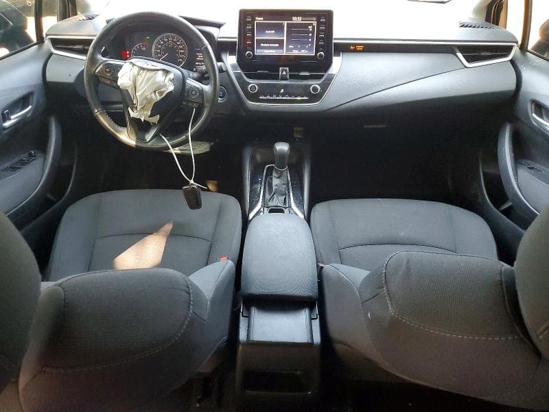 2021 TOYOTA COROLLA LE 8