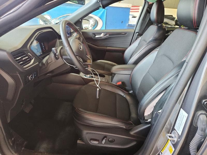 2025 FORD ESCAPE ST LINE SELECT 7