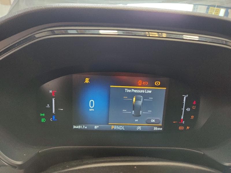 2025 FORD ESCAPE ST LINE SELECT 9