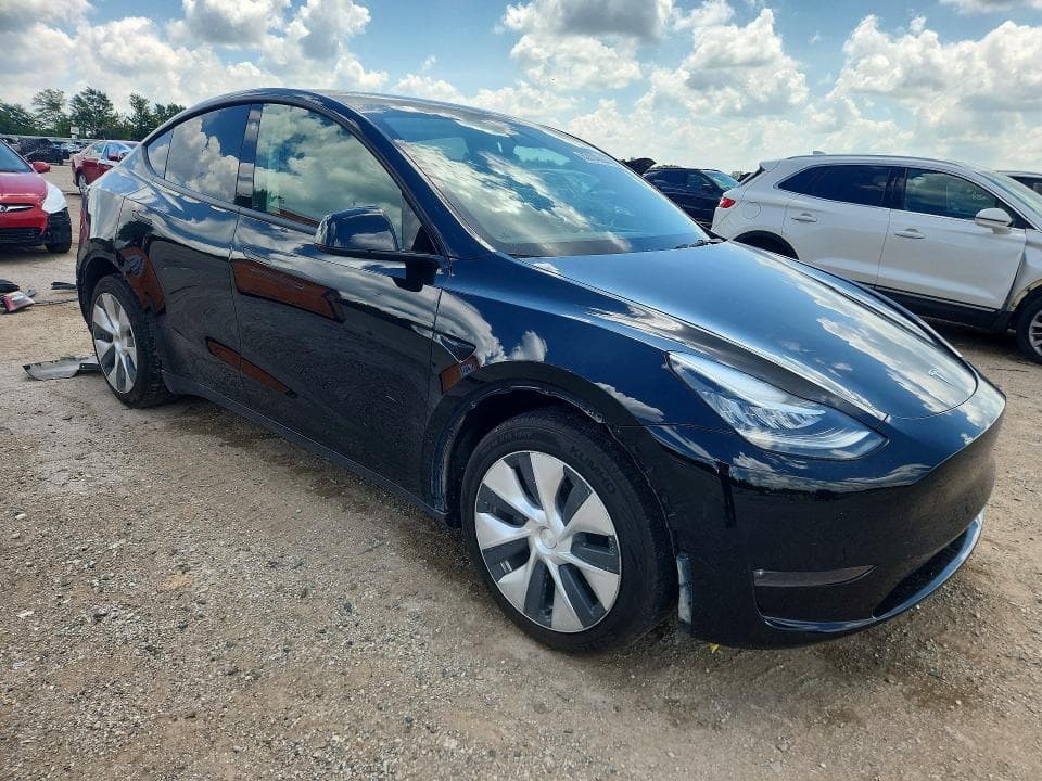 2022 TESLA MODEL Y 4