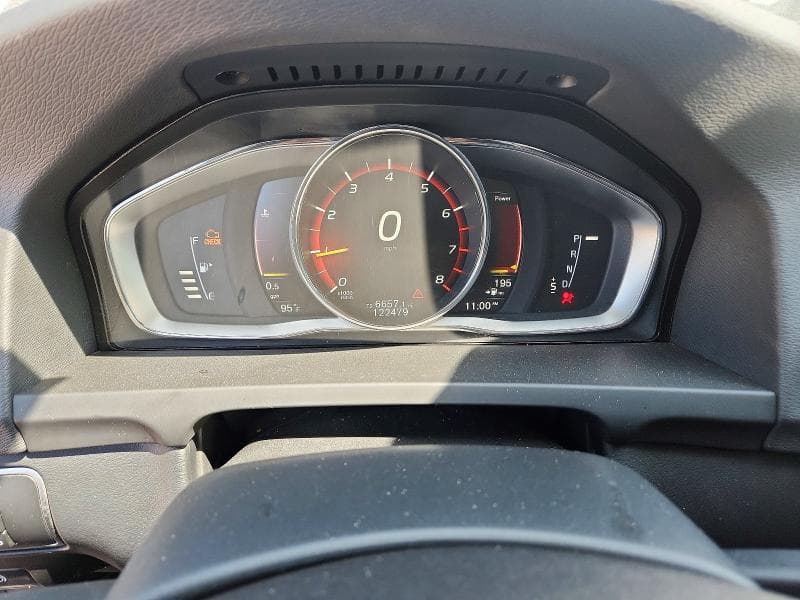 2017 VOLVO S60 PREMIER 9