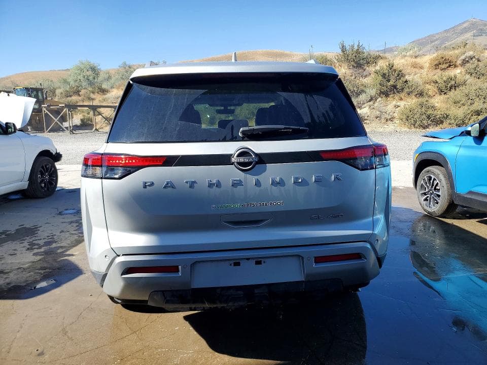 2025 NISSAN PATHFINDER SL 6