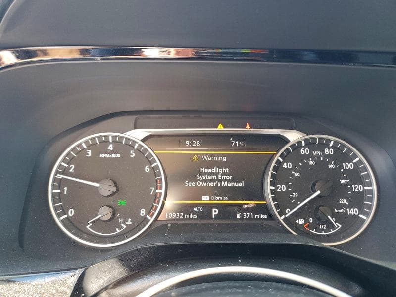 2025 NISSAN PATHFINDER SL 9