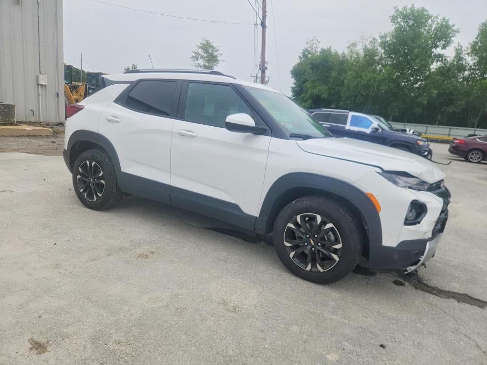 2023 CHEVROLET TRAILBLAZER LT 4
