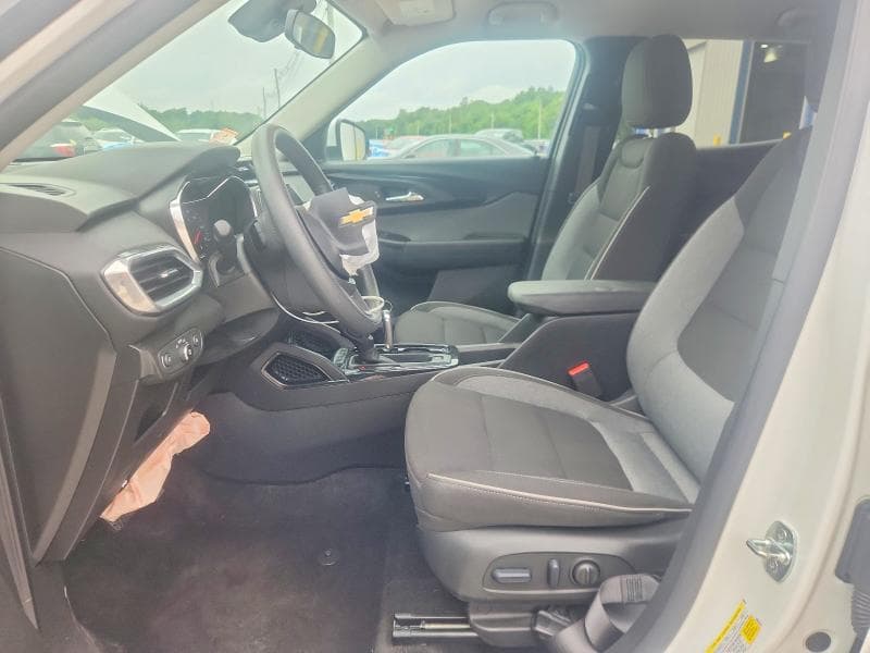 2023 CHEVROLET TRAILBLAZER LT 7