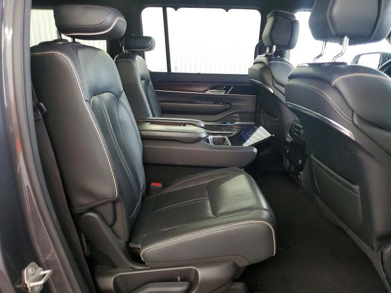 2023 JEEP GRAND WAGONEER L SERIES II 11