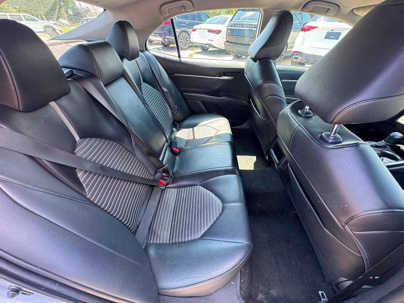 2021 TOYOTA CAMRY SE 6
