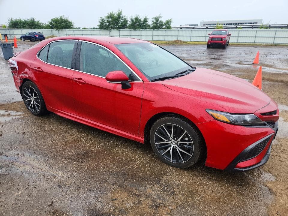 2023 TOYOTA CAMRY SE 4