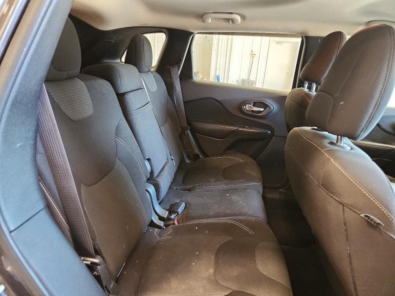 2017 JEEP CHEROKEE LATITUDE 11