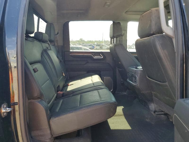 2024 GMC SIERRA K2500 DENALI 10