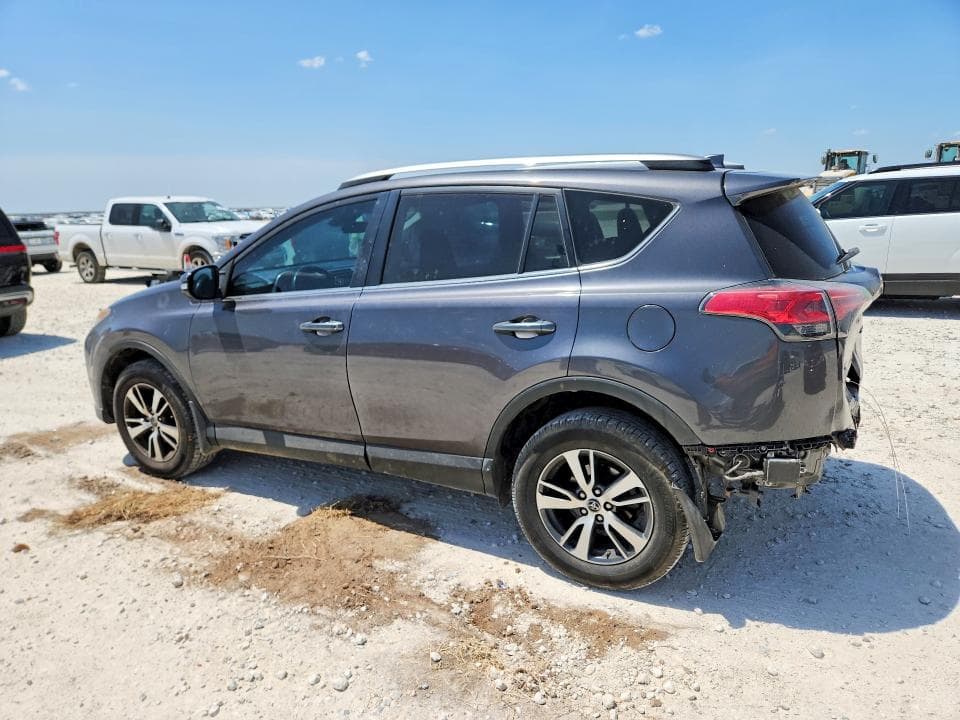 2018 TOYOTA RAV4 XLE 2