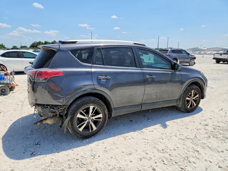 2018 TOYOTA RAV4 XLE 3