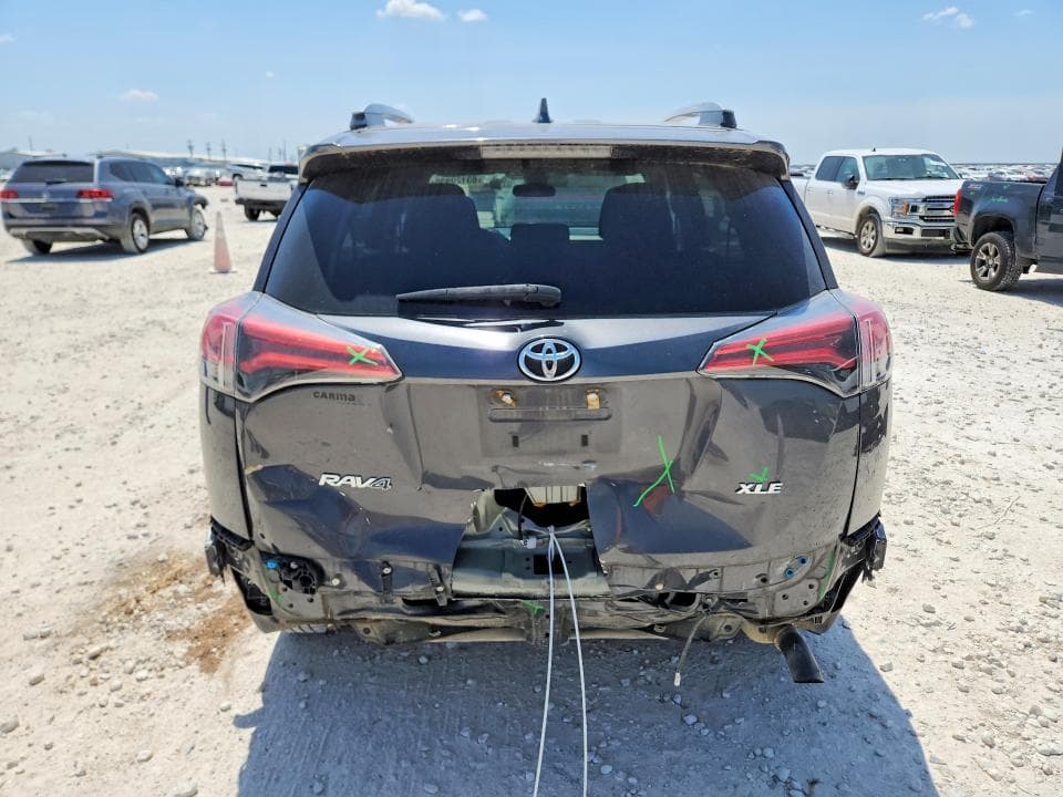 2018 TOYOTA RAV4 XLE 6