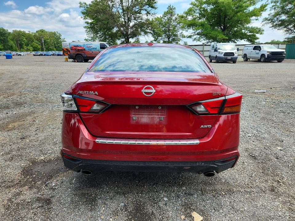 2023 NISSAN ALTIMA SR 6