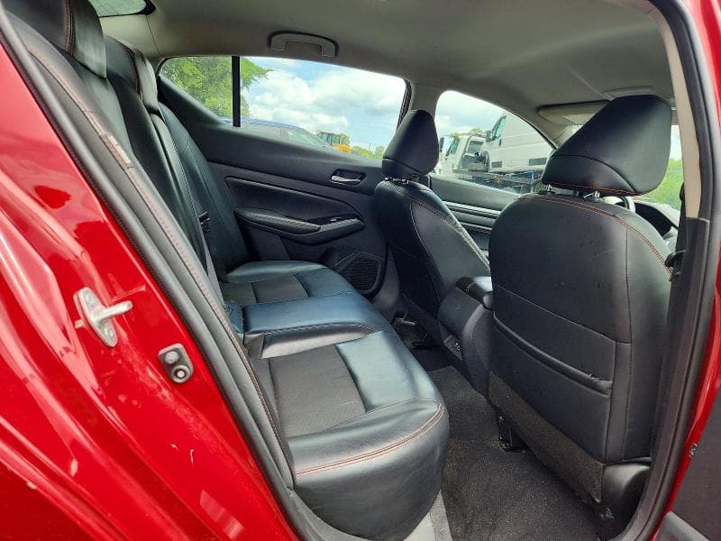 2023 NISSAN ALTIMA SR 10