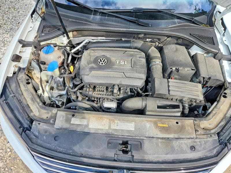 2017 VOLKSWAGEN PASSAT SE 11