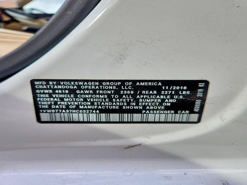 2017 VOLKSWAGEN PASSAT SE 12