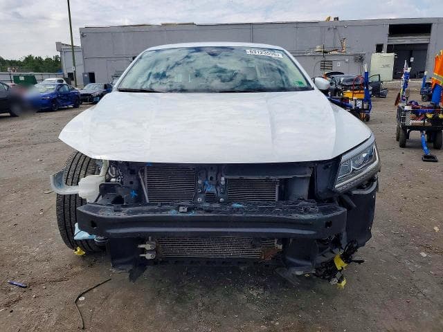 2018 VOLKSWAGEN PASSAT SEL PREMIUM 5