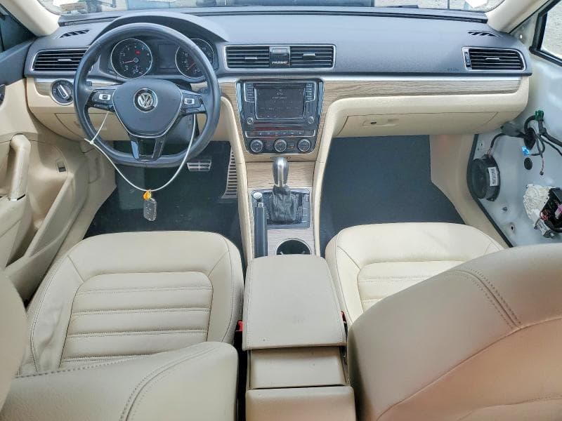 2018 VOLKSWAGEN PASSAT SEL PREMIUM 8
