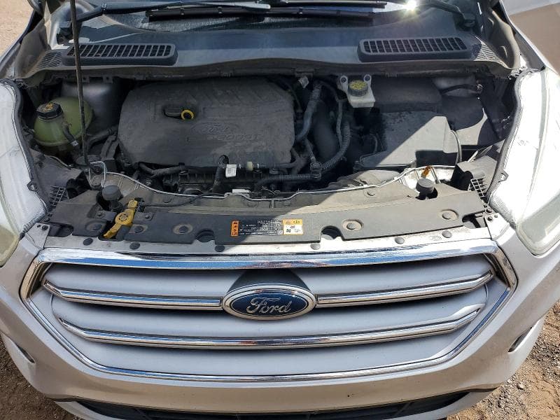 2017 FORD ESCAPE SE 12
