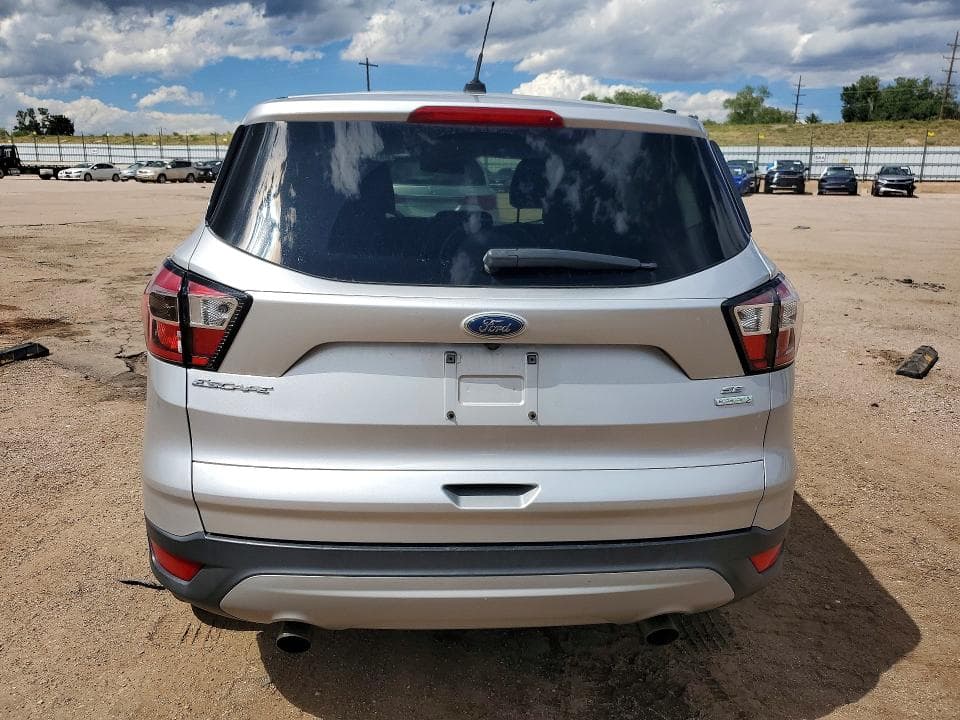 2017 FORD ESCAPE SE 6