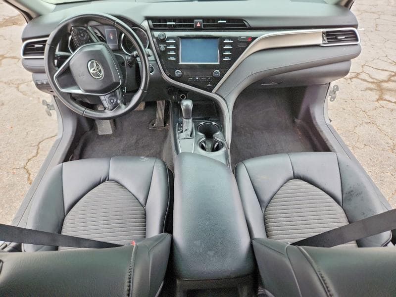 2018 TOYOTA CAMRY SE 8