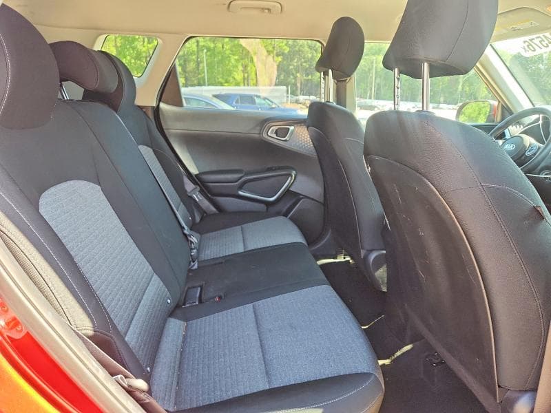 2020 KIA SOUL S 11