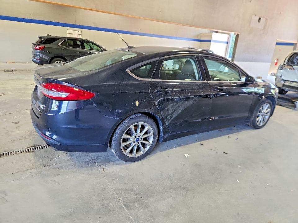 2017 FORD FUSION SE 3