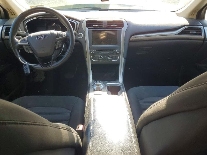 2017 FORD FUSION SE 8