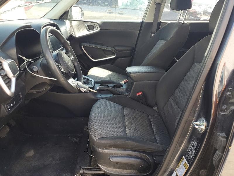 2025 KIA SOUL LX 7