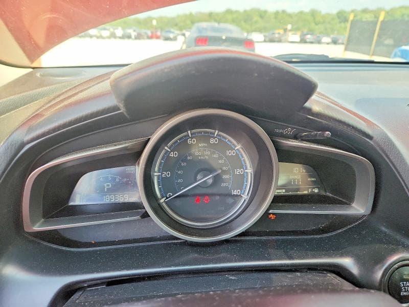 2020 TOYOTA YARIS LE 9