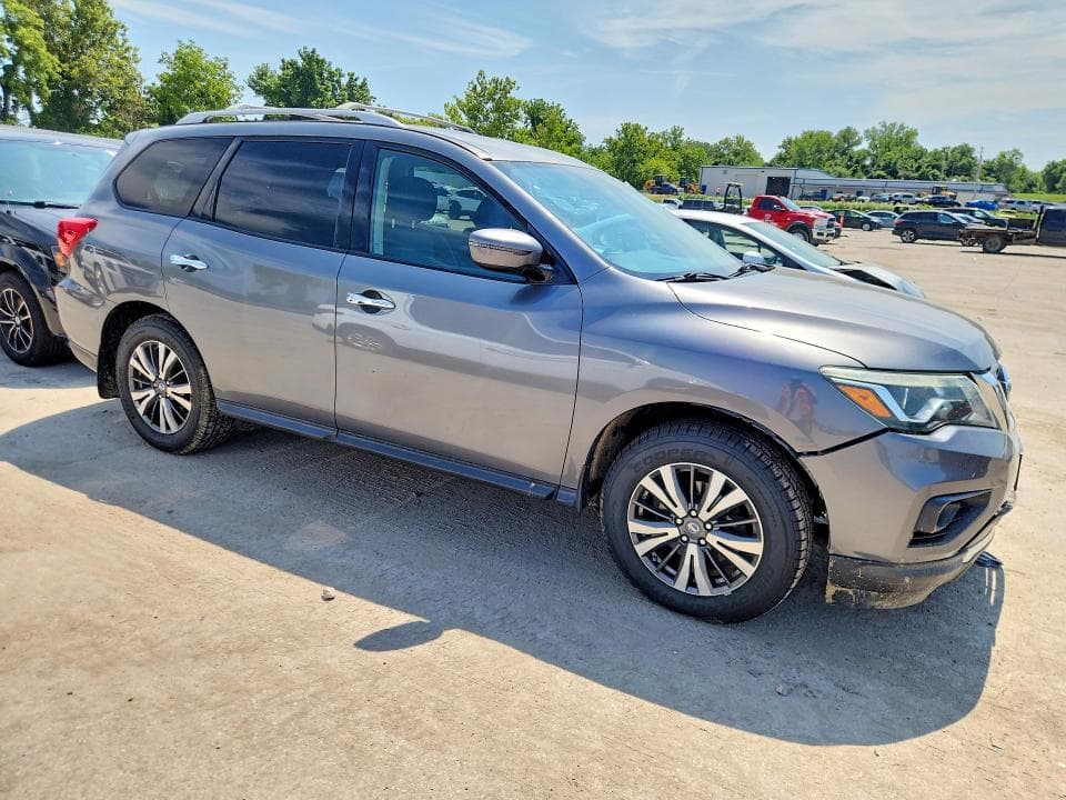 2018 NISSAN PATHFINDER S 4