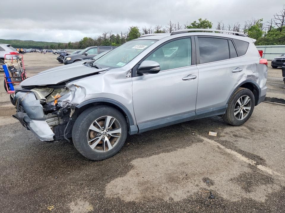 2017 TOYOTA RAV4 XLE - 1