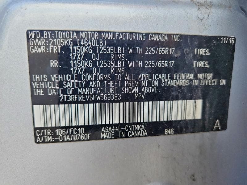 2017 TOYOTA RAV4 XLE 14
