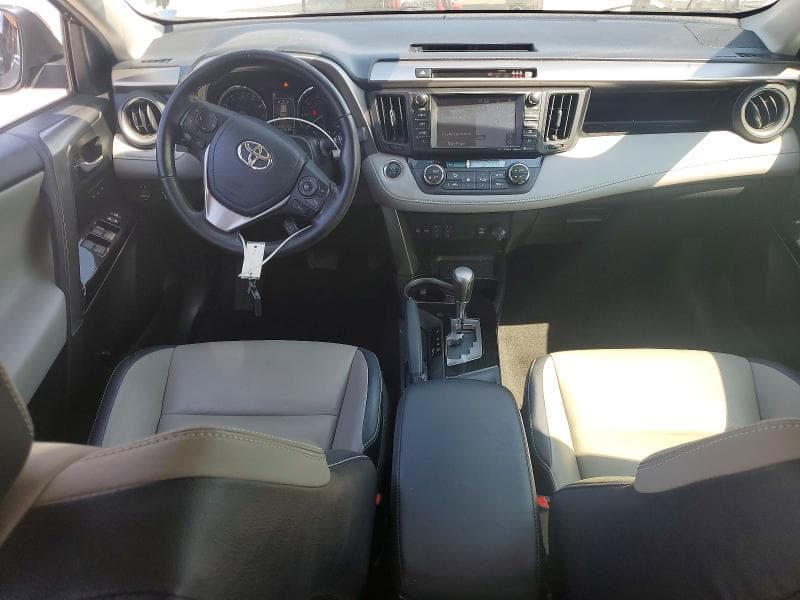2017 TOYOTA RAV4 LIMITED 8
