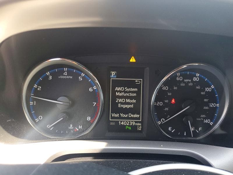 2017 TOYOTA RAV4 LIMITED 9