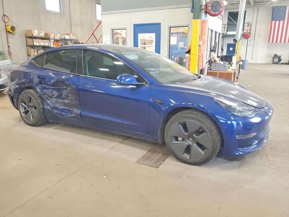 2022 TESLA MODEL 3 4