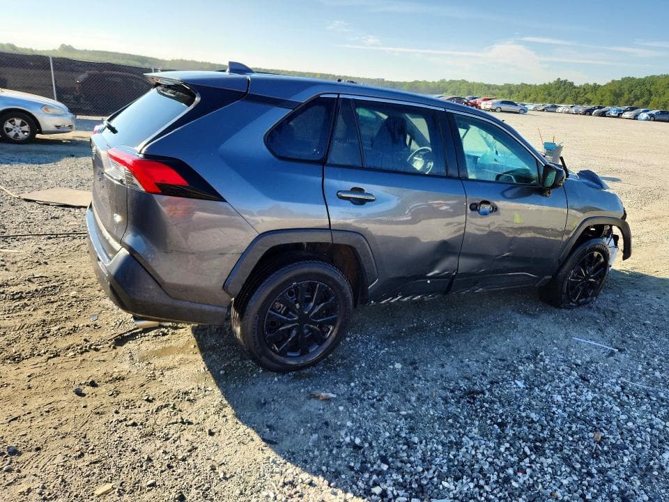 2020 TOYOTA RAV4 LE 3
