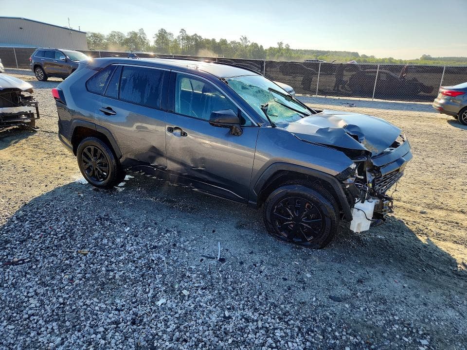 2020 TOYOTA RAV4 LE 4