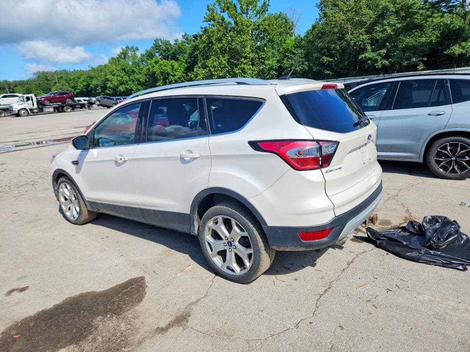 2017 FORD ESCAPE TITANIUM 2