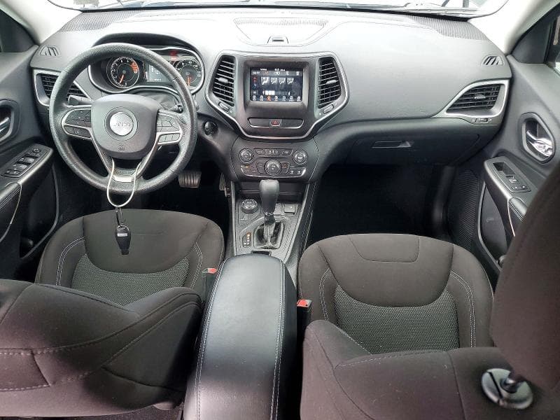 2019 JEEP CHEROKEE LATITUDE 8